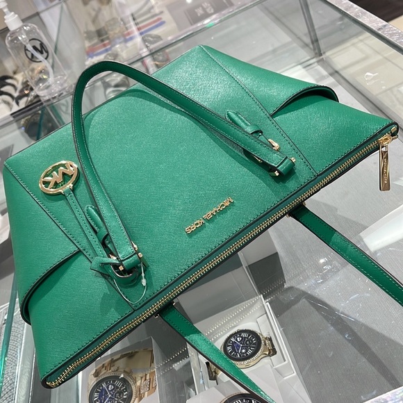 MICHAEL KORS Charlotte Large Leather Top-Zip Tote
Palmetto Green - Picture 14 of 16